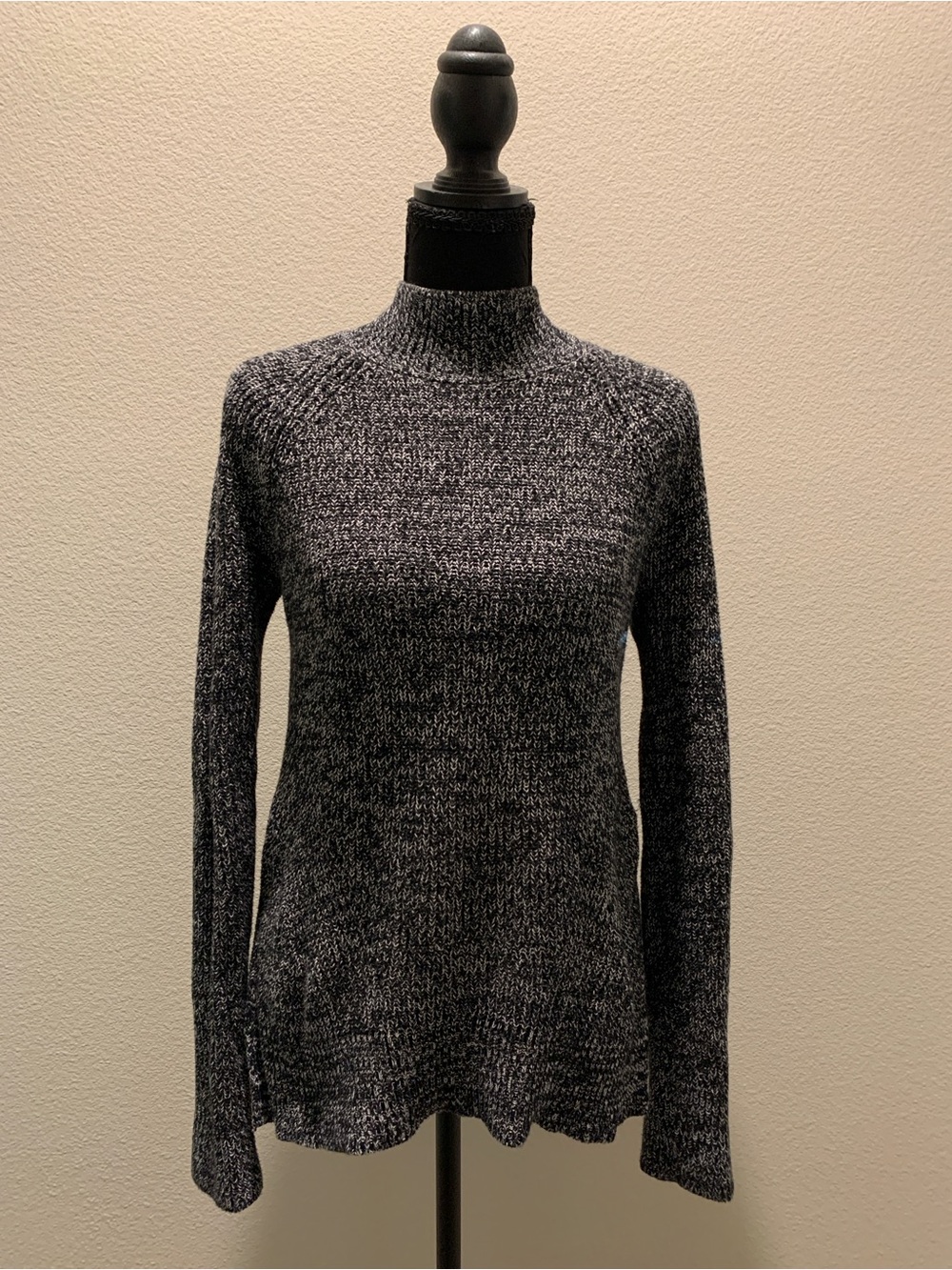 GAP Marled Charcoal Mock Neck Sweater (Size XS)